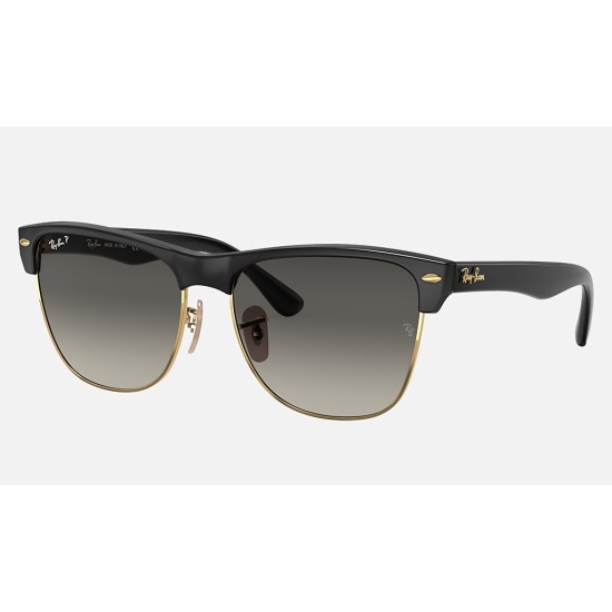 CLUBMASTER OVERSIZED
Lenses: Polarized Grey Gradient  +  Frame: Black