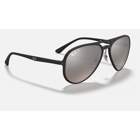 RB4320CH CHROMANCE
Lenses: Polarized Silver Chromance Gradient - Mirror  +  Frame: Black