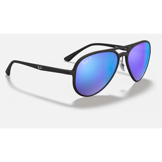 RB4320CH CHROMANCE
Lenses: Polarized Blue Chromance Gradient - Mirror  +  Frame: Black
