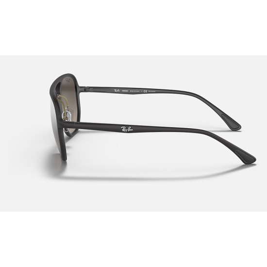 RB4321CH CHROMANCE
Lenses: Polarized Silver Chromance Mirror  +  Frame: Black