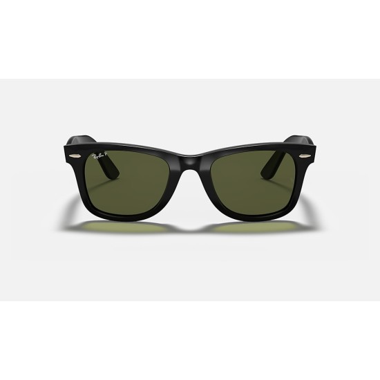 WAYFARER EASE
Lenses: Polarized Green Classic G-15  +  Frame: Black