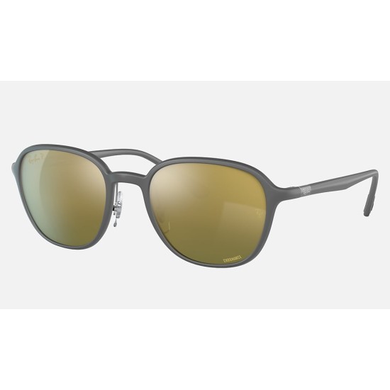 RB4341CH CHROMANCE
Lenses: Polarized Green Chromance Mirror  +  Frame: Grey