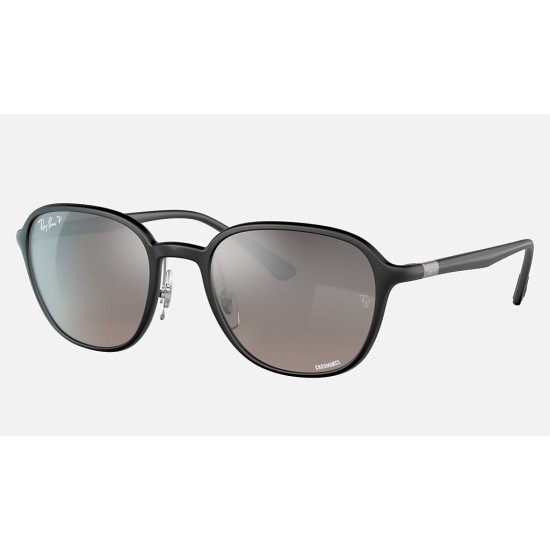 RB4341CH CHROMANCE
Lenses: Polarized Silver Gradient - Mirror  +  Frame: Black
