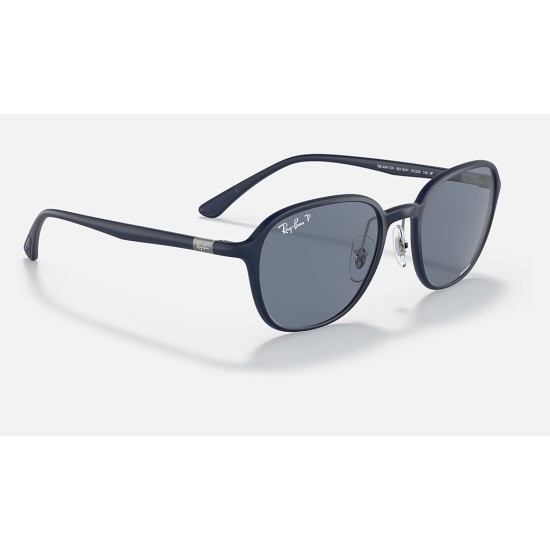 RB4341CH CHROMANCE
Lenses: Polarized Blue Classic  +  Frame: Blue