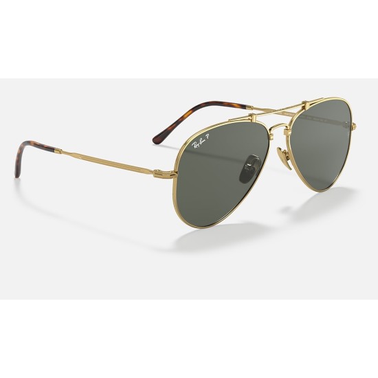 AVIATOR TITANIUM
Lenses: Polarized Green Classic G-15  +  Frame: Gold