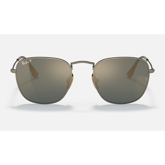 FRANK TITANIUM
Lenses: Polarized Blue Mirror  +  Frame: Gold
