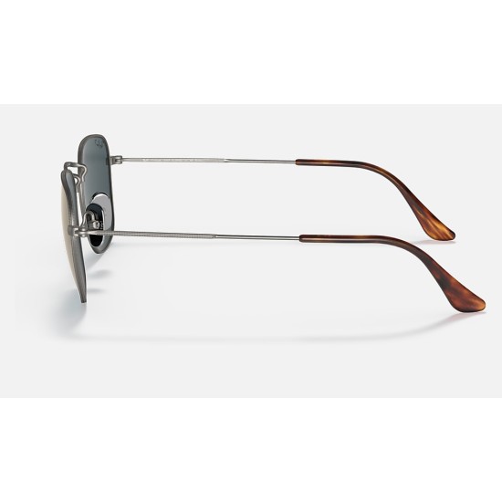 FRANK TITANIUM
Lenses: Polarized Blue Mirror  +  Frame: Gunmetal