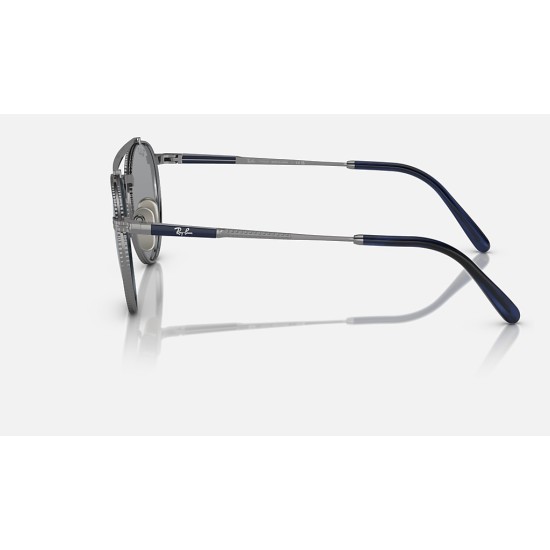 ROUND II TITANIUM
Lenses: Polarized Blue Chromance Classic  +  Frame: Gunmetal