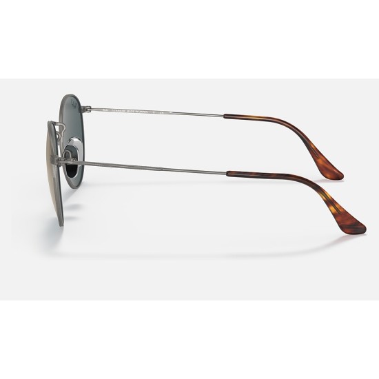 ROUND TITANIUM
Lenses: Polarized Blue Mirror  +  Frame: Gunmetal